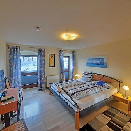 Ferienwohnung "An Der Waterkant" Objekt Id 12050-0 Waren  Esterno foto