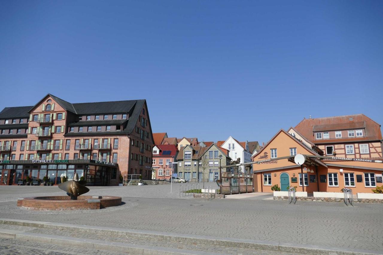 Ferienwohnung "An Der Waterkant" Objekt Id 12050-0 Waren  Esterno foto